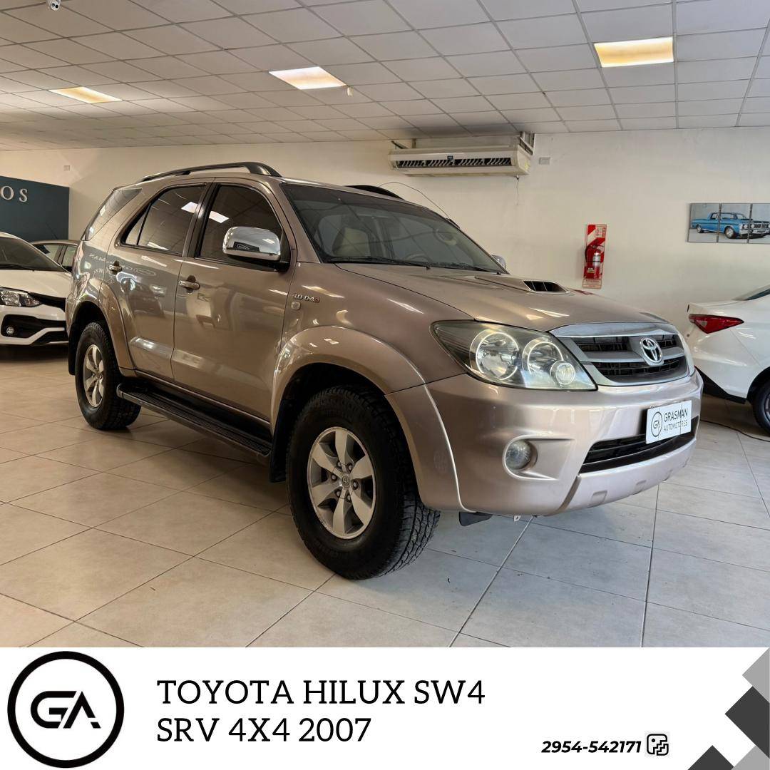 TOYOTA HILUX SW4 SRV 4X4