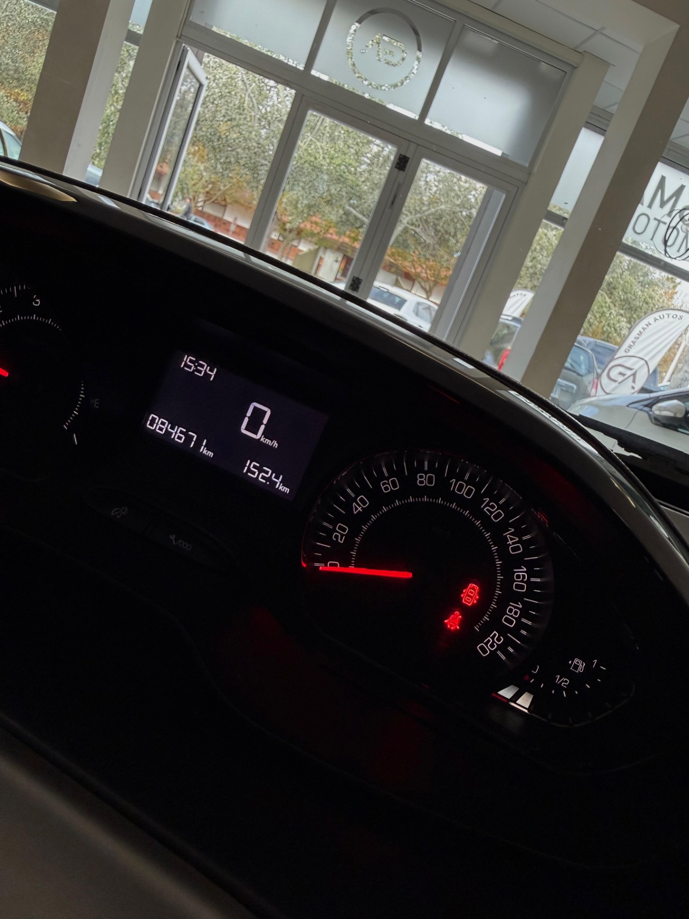 PEUGEOT 208 ALLURE 1.6