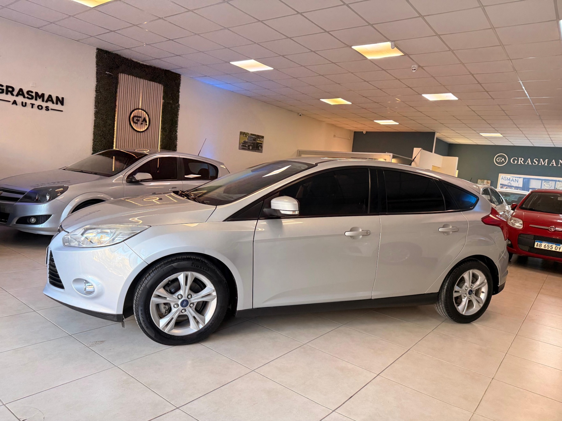 FORD FOCUS SE PLUS 2.0 MT